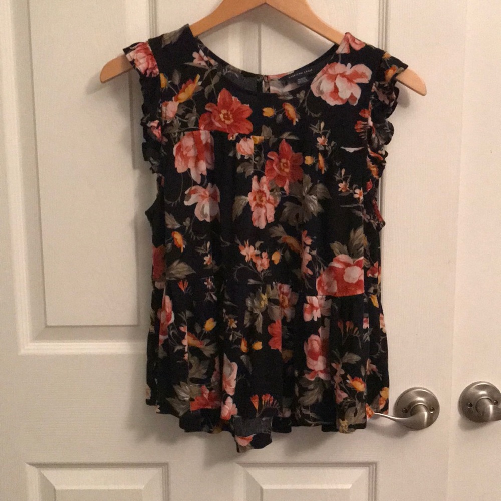 American Eagle top